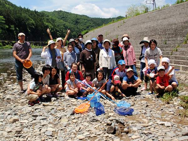 川の生き物調査11