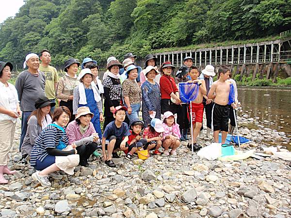 川の生き物調査10